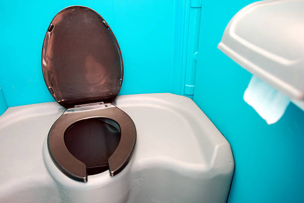 Porta potty delivery and setup in Captains Cove, VA